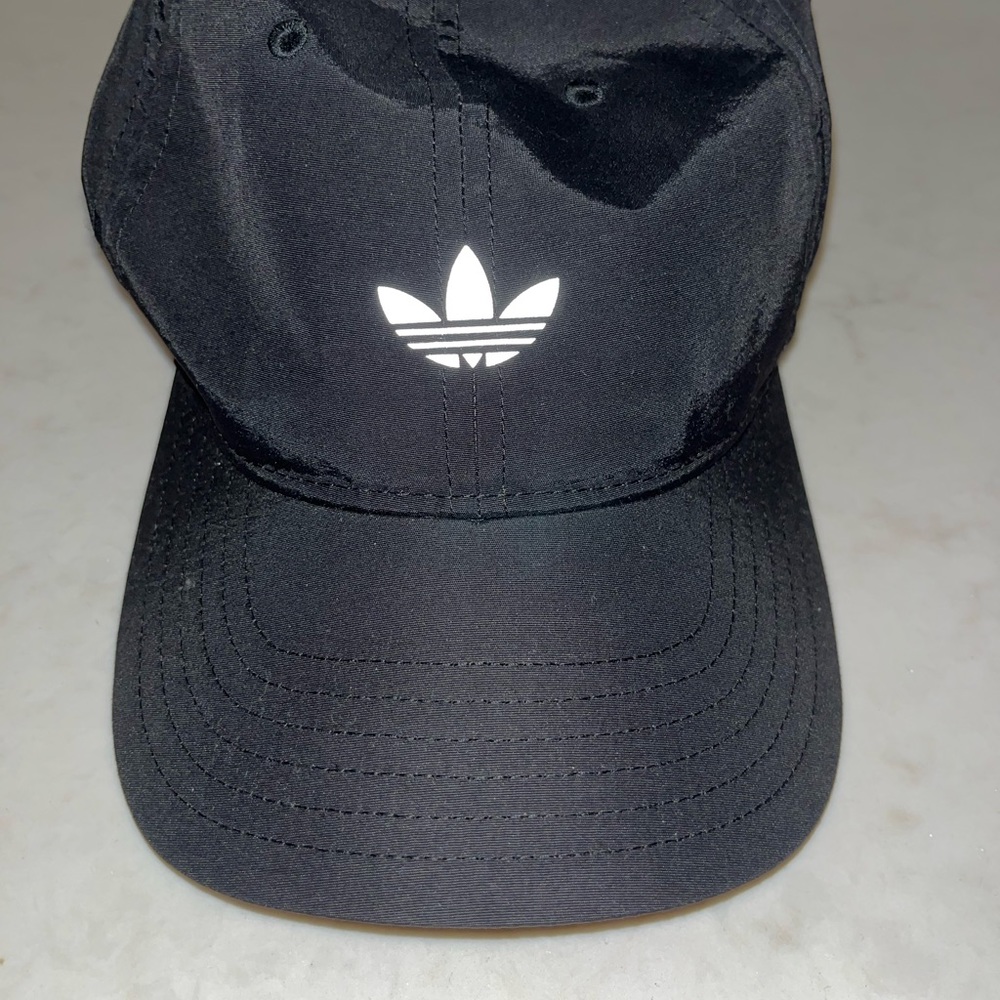 Adidas nylon running hat